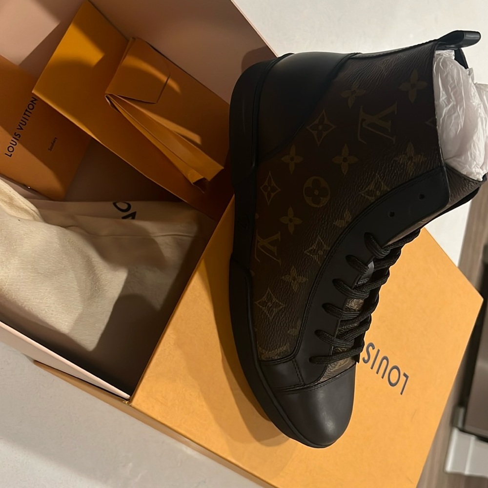Authentic lv sneakers